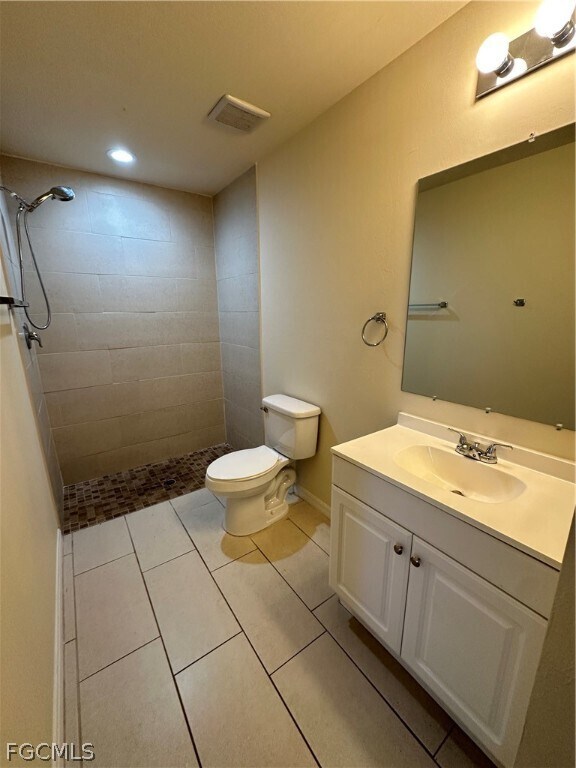 4521 SW 9th Ave in Cape Coral, FL - Foto de edificio - Building Photo