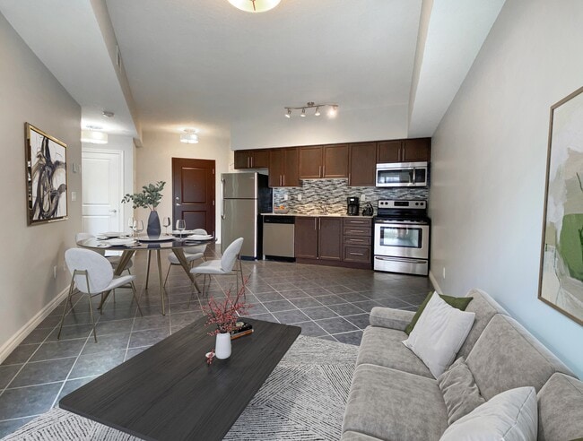 Rittenhouse Place in Kitchener, ON - Building Photo - Building Photo