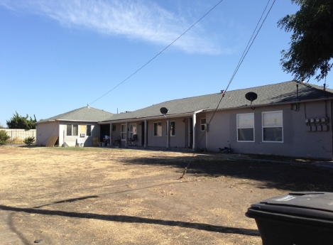 138 Madoline St in Pittsburg, CA - Building Photo