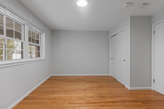 407 Washington St in Westwood, MA - Building Photo - Building Photo