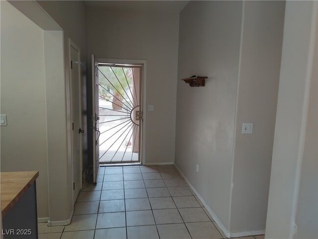 508 Edgefield Ridge Pl in Henderson, NV - Building Photo - Building Photo