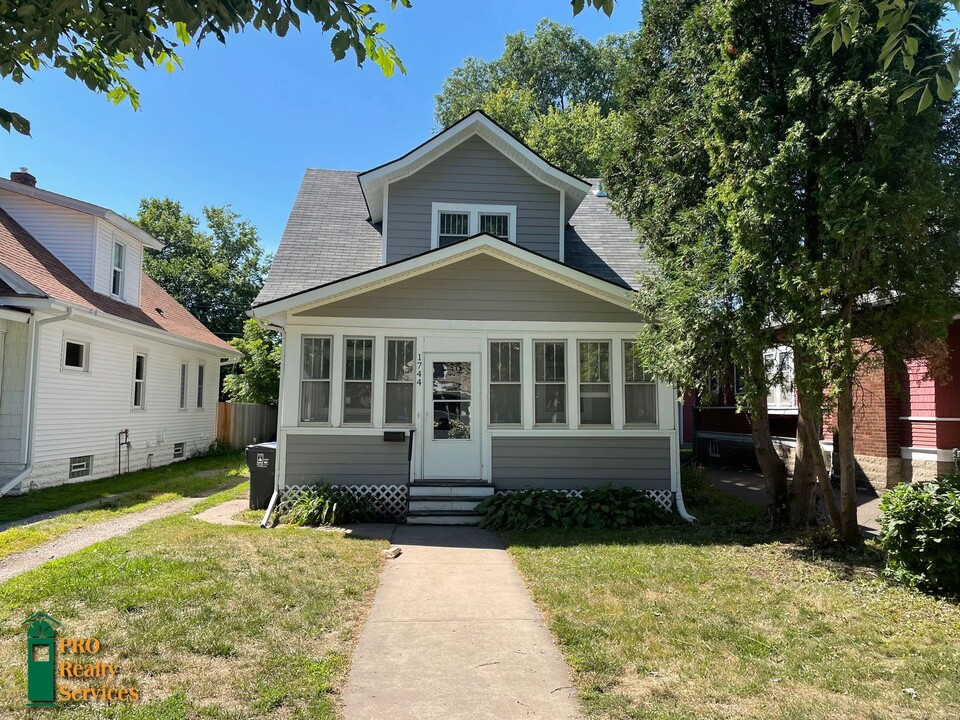 1744 Dayton Ave in St. Paul, MN - Building Photo