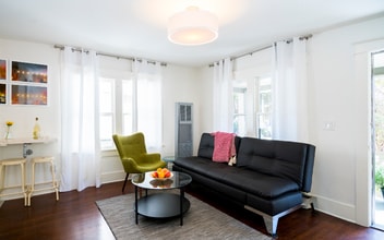 205 Horizon Ave in Los Angeles, CA - Building Photo - Building Photo