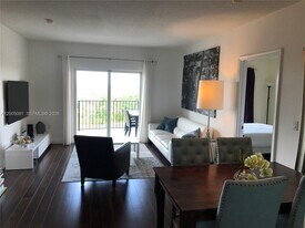 1627 SW 37th Ave in Miami, FL - Building Photo