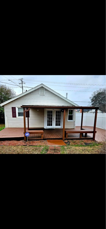 property at 4895 Old Hollow Rd