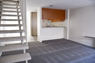 733 S Fondren St in Orange, CA - Building Photo