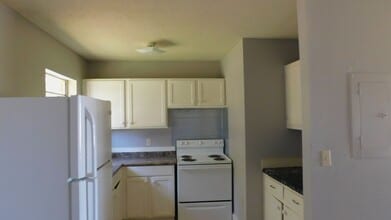 717 Richardson St in Kinston, AL - Building Photo - Building Photo