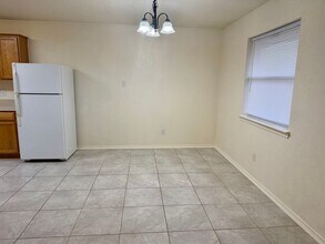 1215 E Avenue H in Nolanville, TX - Building Photo - Building Photo