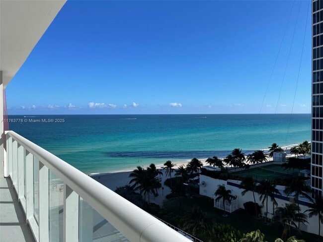 19201 Collins Ave, Unit 805 in Sunny Isles Beach, FL - Foto de edificio - Building Photo