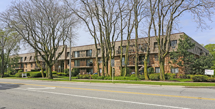 Park Meadows in Wheeling, IL - Foto de edificio - Building Photo