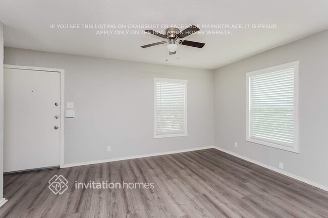 5101 Royal Dr in Fort Worth, TX - Building Photo - Building Photo