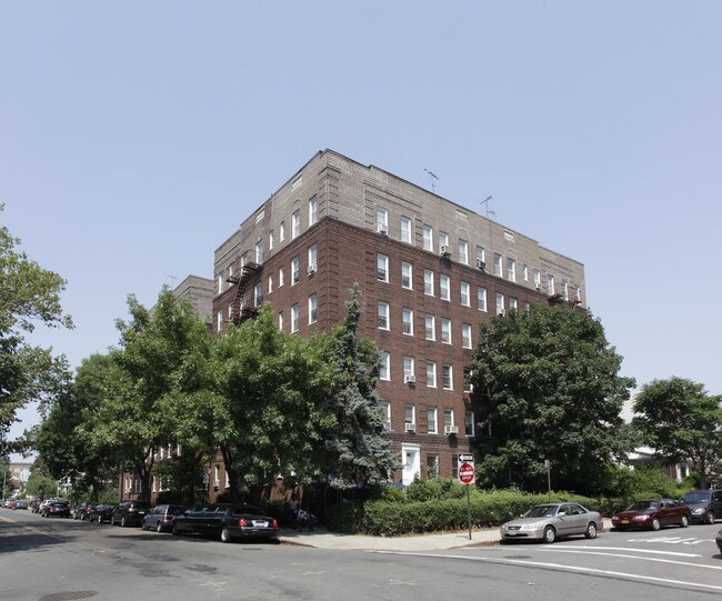 415 Albemarle Rd in Brooklyn, NY - Building Photo - Building Photo