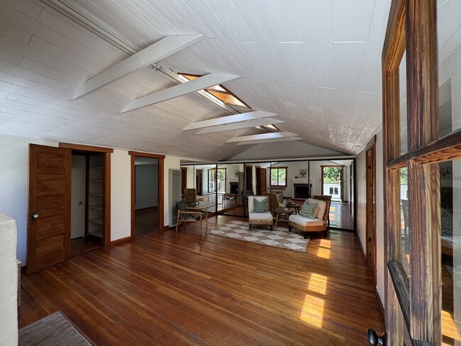11222 Arroyo Ave, Unit The Barn Apartment