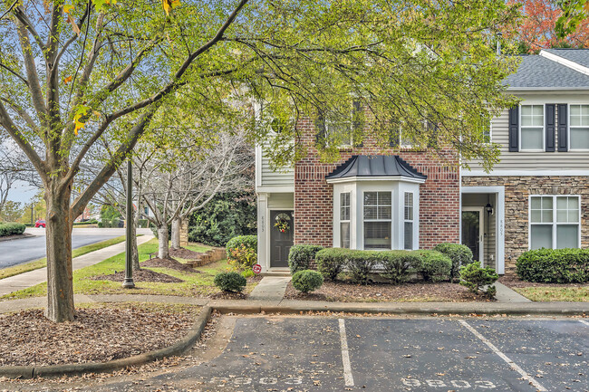 8803 Camden Park Dr in Raleigh, NC - Building Photo - Building Photo