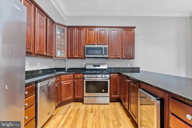 property at 600 Q St NW