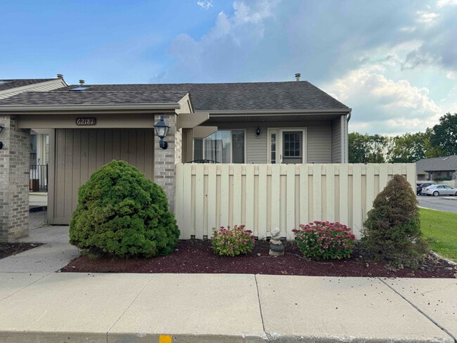 property at 62181 Arlington Cir
