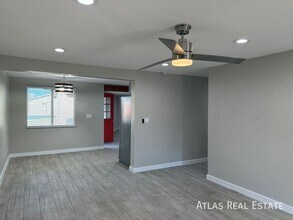 3412 W Orangewood Ave in Phoenix, AZ - Building Photo - Building Photo