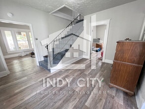 1015 S Sheffield Ave in Indianapolis, IN - Building Photo - Building Photo