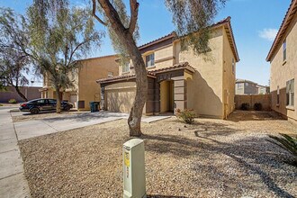 9464 W Sheridan St in Phoenix, AZ - Building Photo - Building Photo