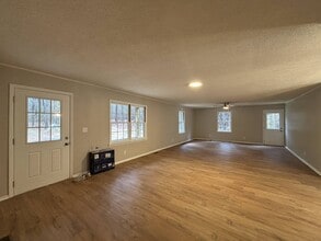 6727 Seven Islands Rd in Madison, GA - Building Photo - Building Photo