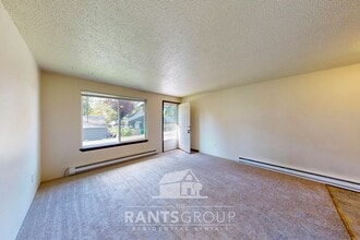 1601-1603 Yew Ave NE in Olympia, WA - Building Photo - Building Photo