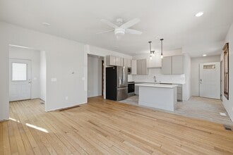 808 W Main St in Stoughton, WI - Building Photo - Building Photo