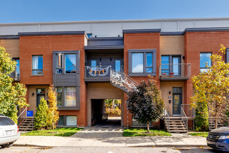 3962 Newmarch Rue in Verdun, QC - Building Photo - Building Photo