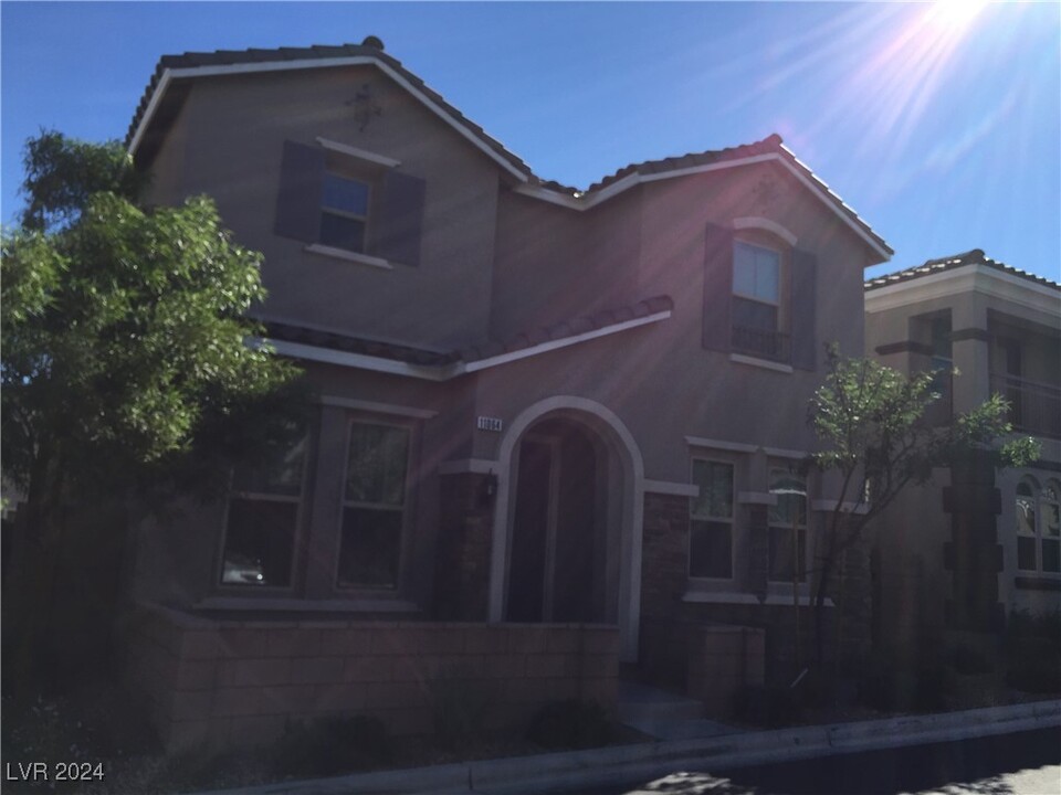 11064 Mt Pendleton St in Las Vegas, NV - Building Photo