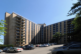 The Pavilion in East Orange, NJ - Building Photo
