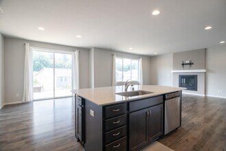 2925 Cassius St NE in Lacey, WA - Building Photo - Building Photo