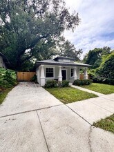 8003 N Alaska St in Tampa, FL - Foto de edificio - Building Photo