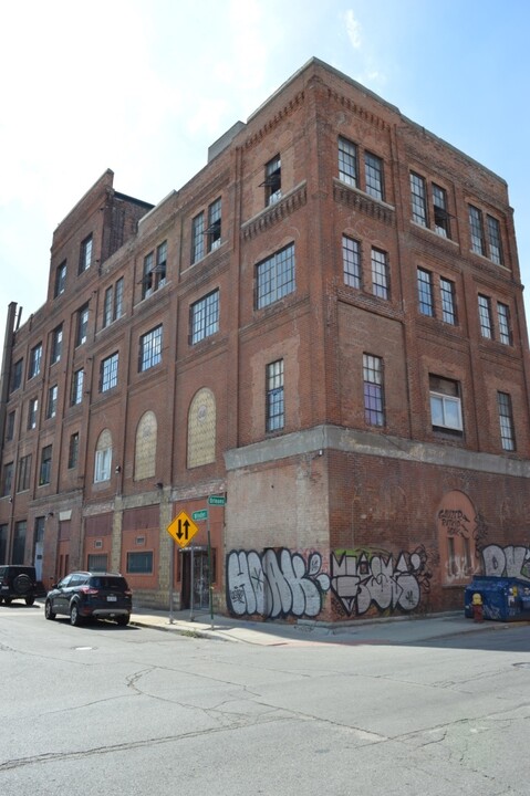 E & B Brewery Lofts in Detroit, MI - Foto de edificio