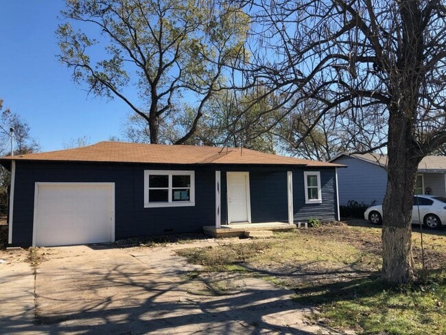 property at 1314 Dewberry St