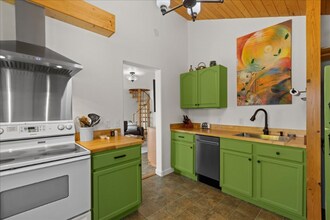 725 N Burnt Fork Rd-Unit -Sapphire in Stevensville, MT - Building Photo - Building Photo