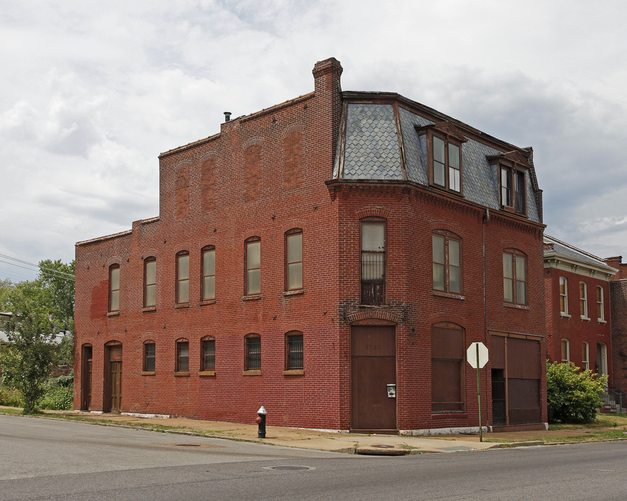 2730-2732 Chippewa St in St. Louis, MO - Building Photo