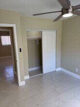 10623 S Budlong Ave in Los Angeles, CA - Foto de edificio - Building Photo