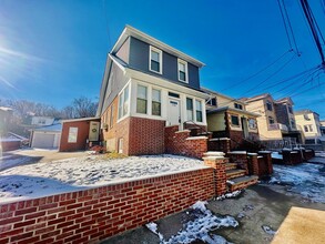 126 Cox Ave in Yonkers, NY - Building Photo - Building Photo