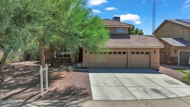 5211 E Elmwood Cir in Mesa, AZ - Building Photo - Building Photo