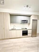 5858 Yonge St in Toronto, ON - Building Photo - Building Photo