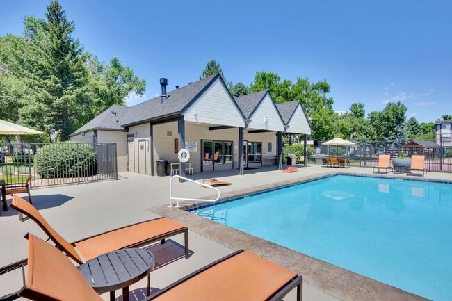 Cottonwood Creek in Littleton, CO - Foto de edificio - Building Photo