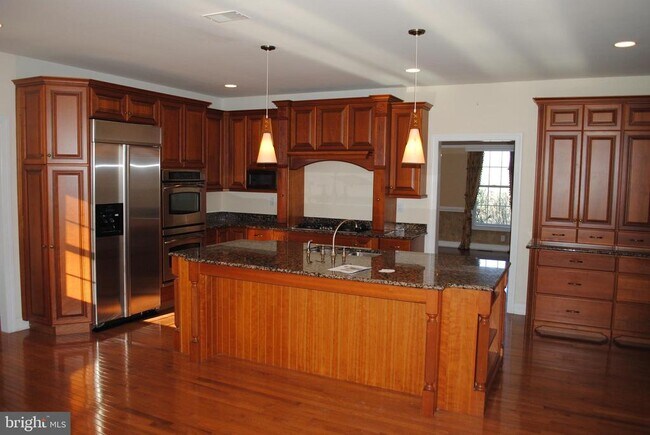 1550 Knobb Hill Ln in Paoli, PA - Building Photo - Building Photo