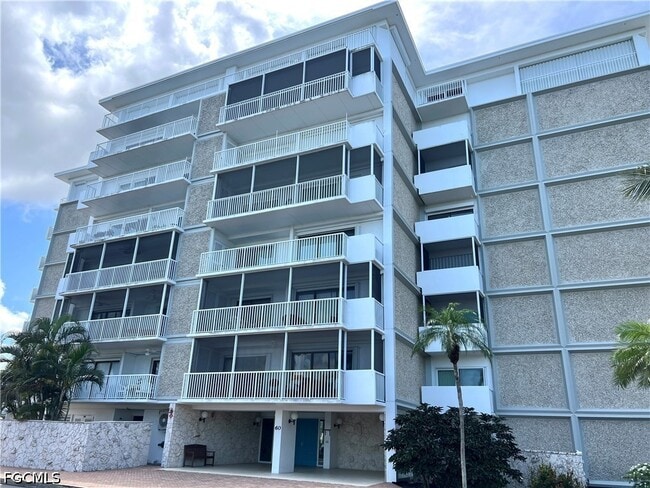 property at 60 W Pelican St