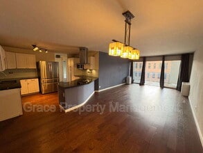888 Logan St in Denver, CO - Building Photo - Building Photo