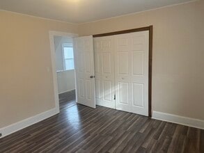 57 Vanderbilt Ave in Floral Park, NY - Foto de edificio - Building Photo