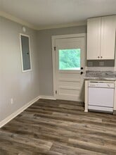 11727 E Holmes Rd in Collierville, TN - Building Photo - Building Photo