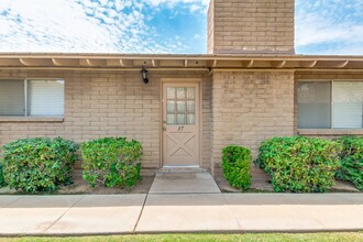 2725 S Rural Rd in Tempe, AZ - Building Photo - Building Photo