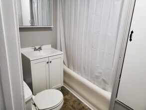 1310 Eclipse Pl in South Bend, IN - Building Photo - Building Photo