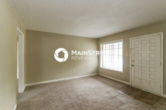 4018 Sandburg St in Memphis, TN - Foto de edificio - Building Photo