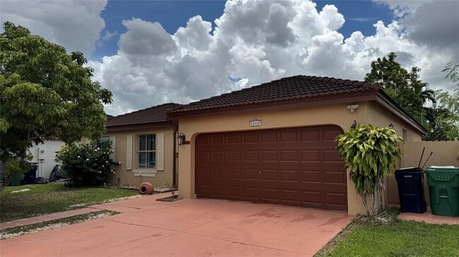 14332 SW 163rd St in Miami, FL - Building Photo - Building Photo