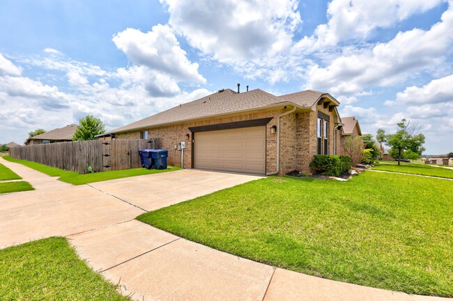 3300 NW 164th Terrace in Edmond, OK - Building Photo - Building Photo